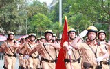 Xem lực lượng công an thi điều lệnh, sử dụng võ thuật chiến đấu